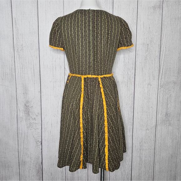 VTG Handmade Floral Striped Square Dancing Dress with Yellow Ruffle Trim - Picture 5 of 7